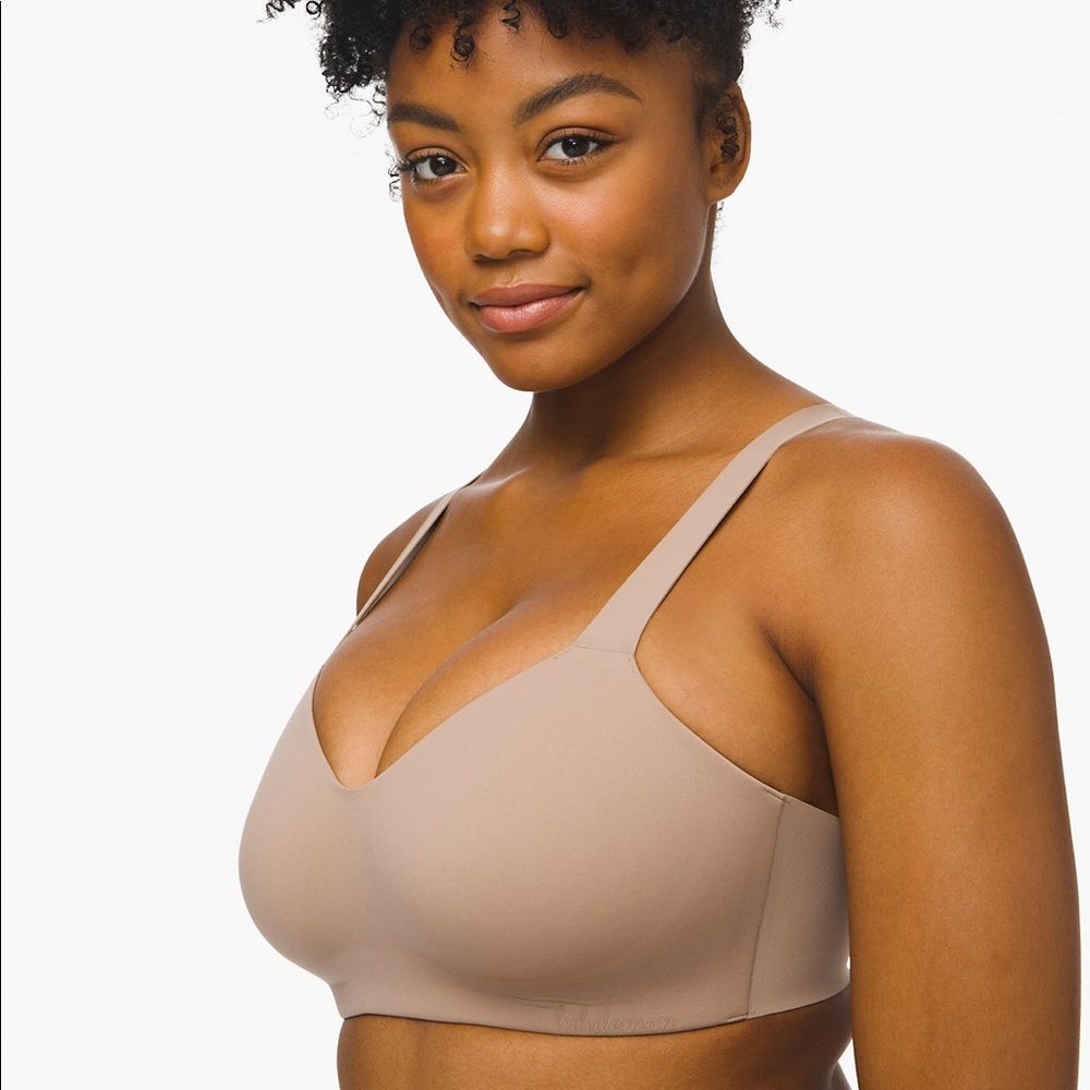 NWT Lululemon Hold True Bra 32C Nude!
